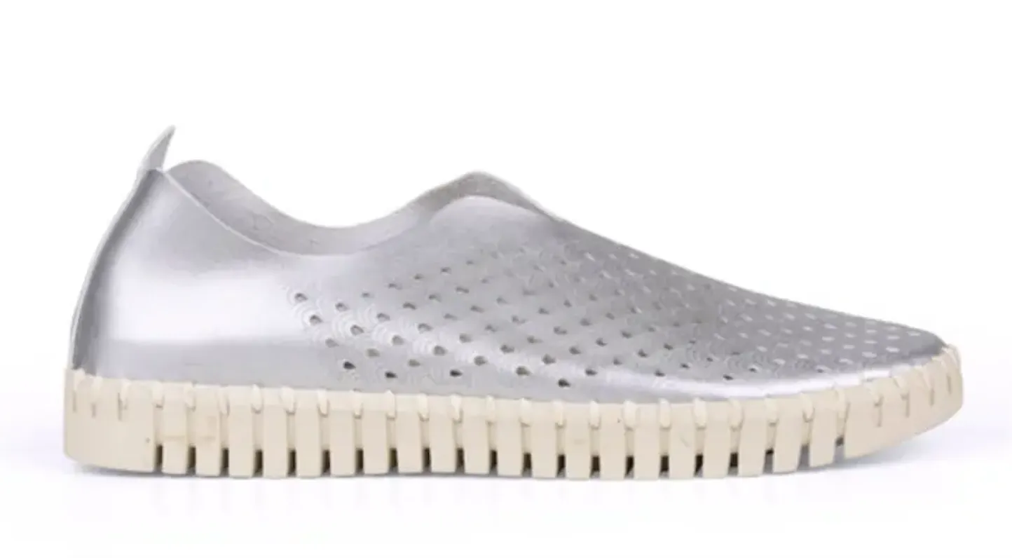 WOMEN'S ILSE JACOBSEN TULIP SLIP-ON | SILVER